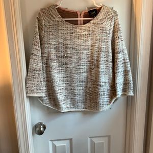 Quarter length speckled shirt